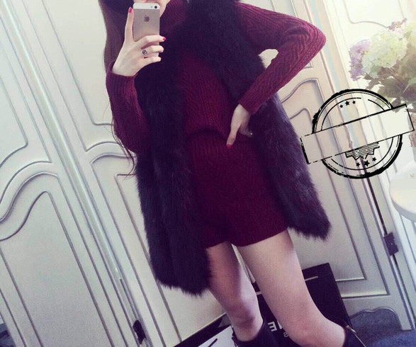 Γυναικείο γιλέκο με στρογγυλή λαιμόκοψη 