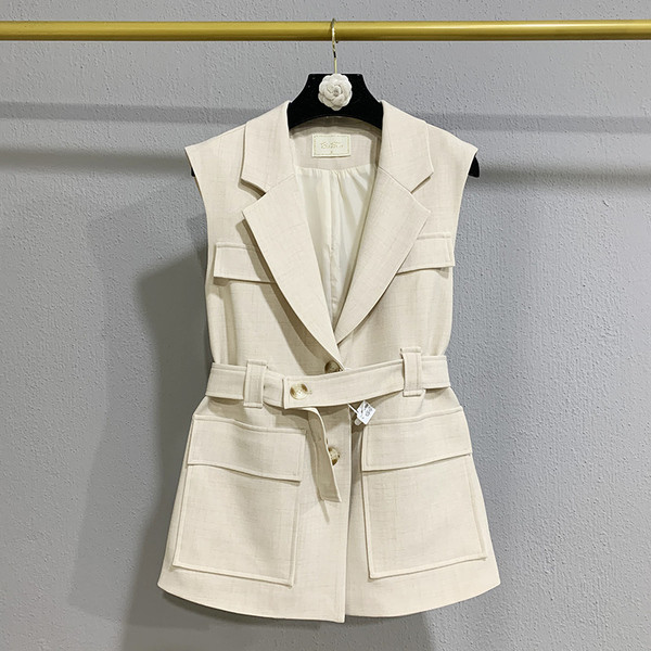 Γυναικείο μοντέρνο γιλέκο με ντεκολτέ
