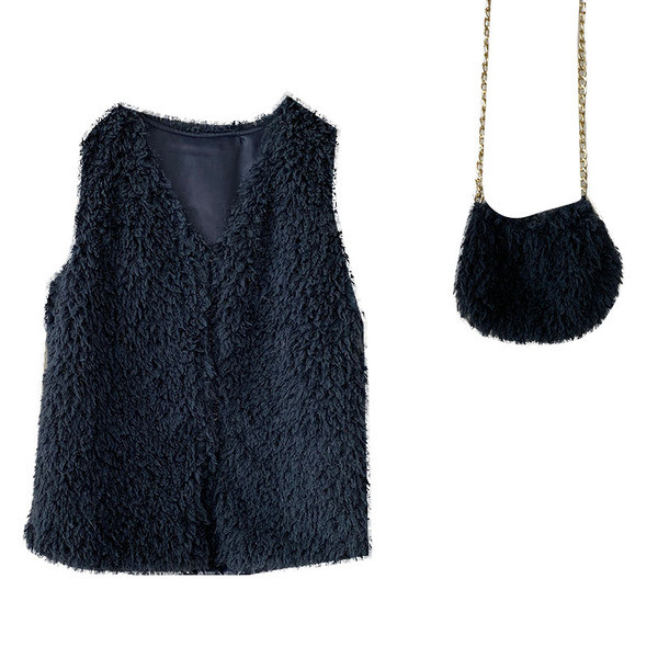 Dabartinė moteriška pūkinė liemenė V formos apykakle