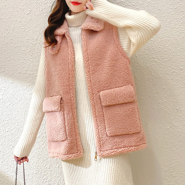 Naiste vabaaja vest – kõrge krae ja taskutega