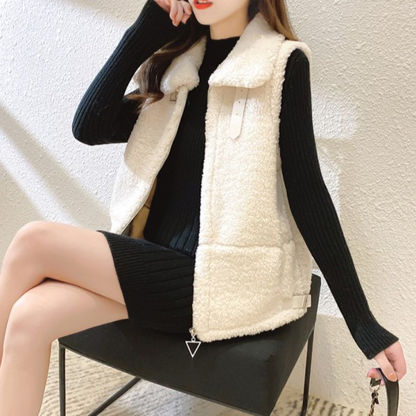 Μοντέρνο γυναικείο γιλέκο με γιακά και  φερμουάρ