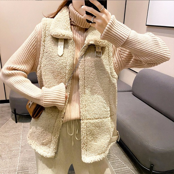 Μοντέρνο γυναικείο γιλέκο με γιακά και  φερμουάρ