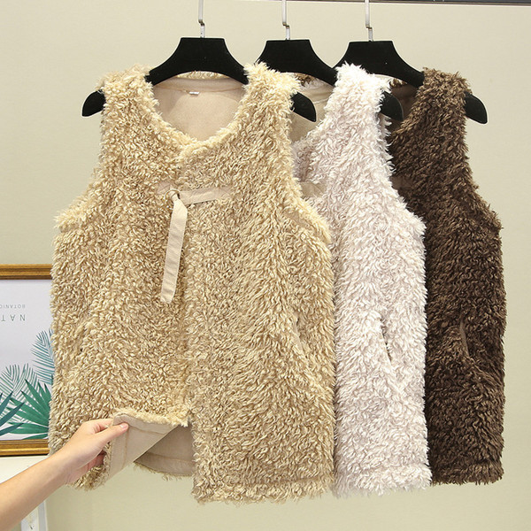 Šiuolaikinė moteriška pūkinė liemenė su kišenėmis