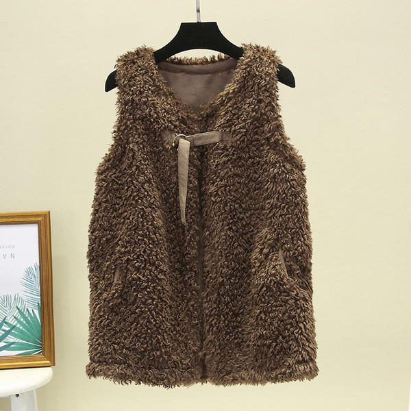 Šiuolaikinė moteriška pūkinė liemenė su kišenėmis