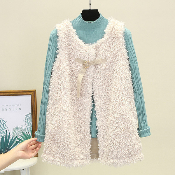 Šiuolaikinė moteriška pūkinė liemenė su kišenėmis