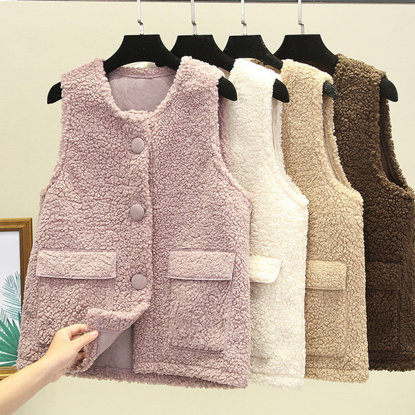 Moteriška kasdieninė pūkinė liemenė su sagomis ir kišenėmis