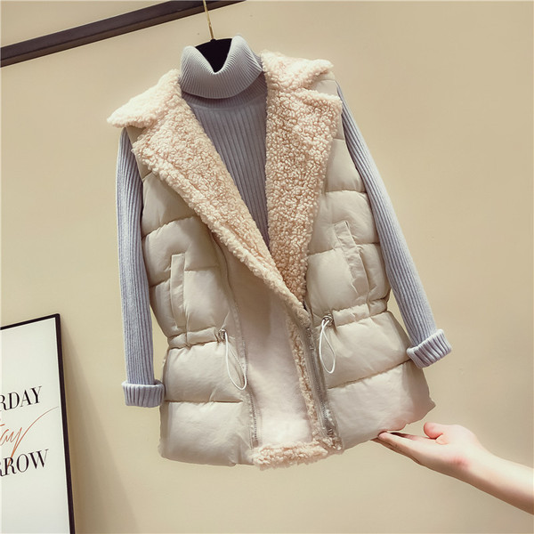 Naiste sulevoodri ja nööpidega vest