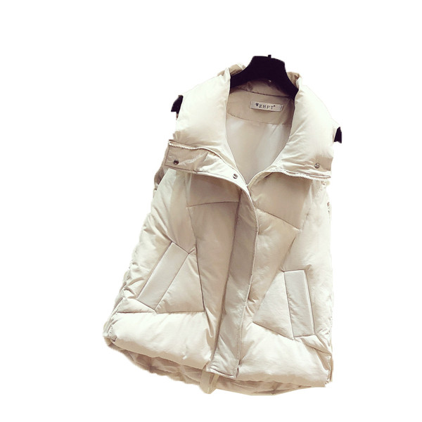 Γυναικείο γιλέκο φαρδύ μοντέλο με ψηλό κολάρο και κουμπιά