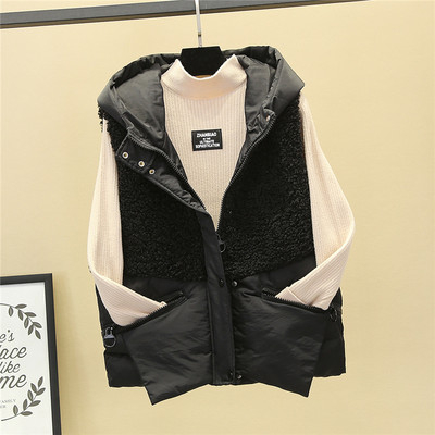 Naiste vabaaja sulevest kapuutsi ja lukuga