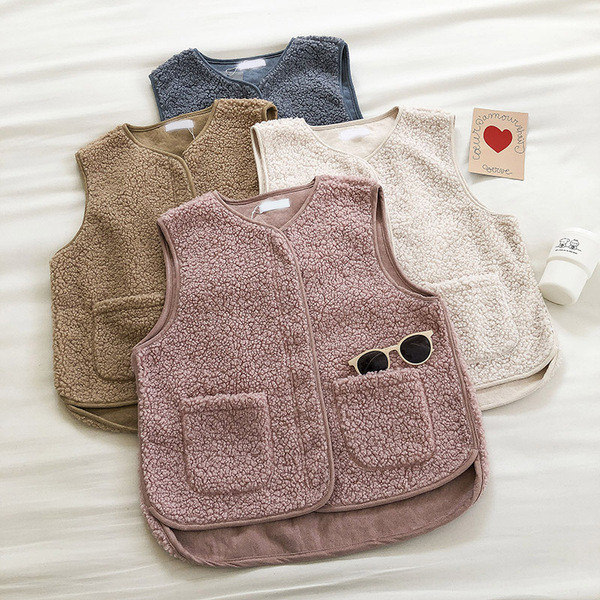 Ženski puhasti prsluk s džepovima i špic izrezom