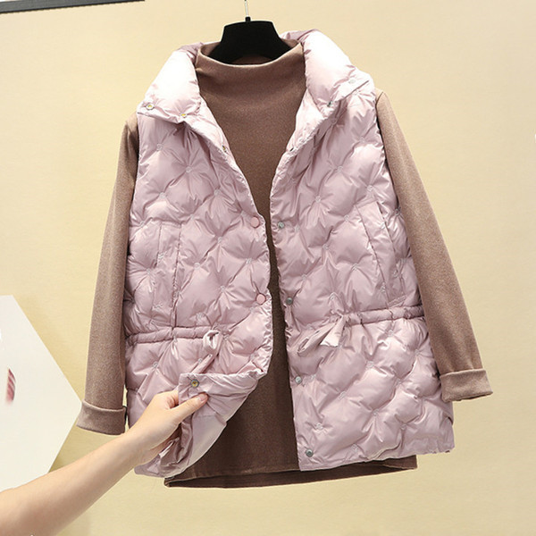 Naiste vabaaja vest vöökoha lipsude ja nööpidega