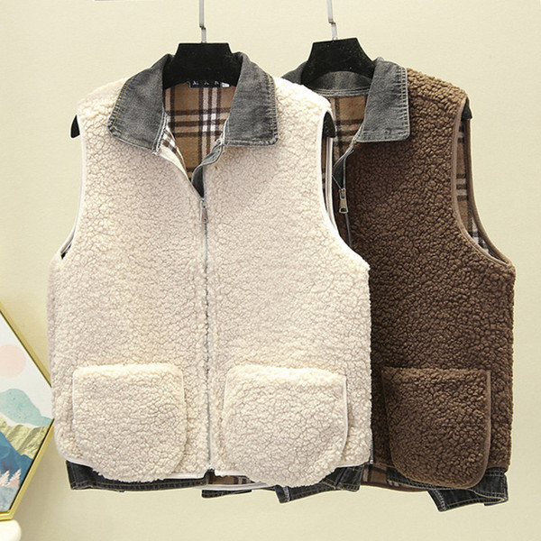 Igapäevane naiste vest - taskute ja kraega