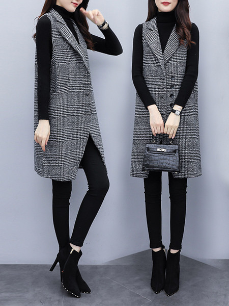 Moteriška languota liemenė su V formos apykakle ir sagomis