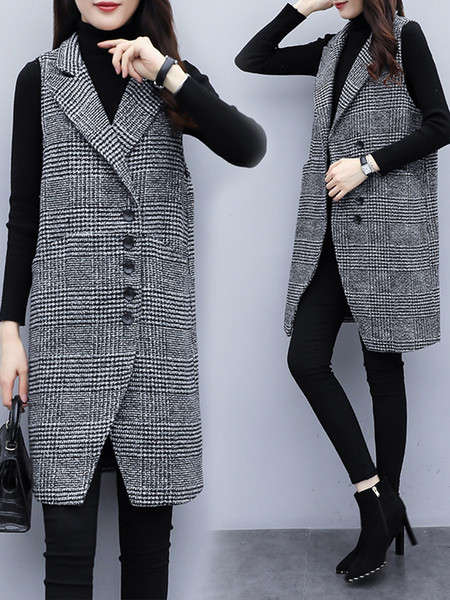 Moteriška languota liemenė su V formos apykakle ir sagomis