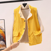 Naiste vabaaja vest velvetist nööpidega