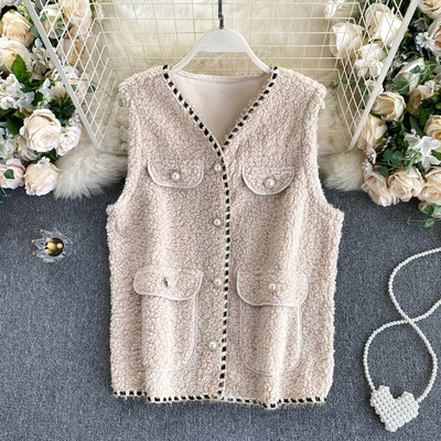 Naiste vabaaja vest nööpide ja spitsikaelusega