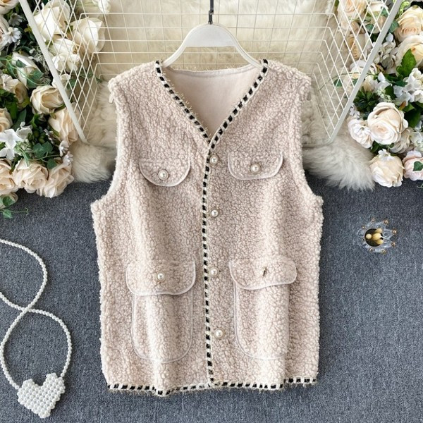 Naiste vabaaja vest nööpide ja spitsikaelusega
