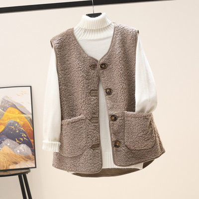 Naiste sulevest vabaaja nööpidega