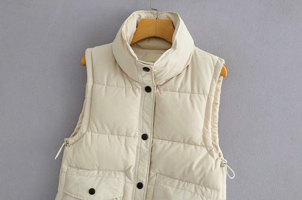 Kasdieninė stora liemenė moterims su sagomis