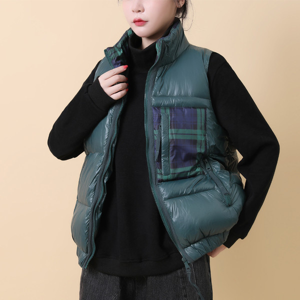 Ženski casual prsluk - kratki model s kariranim džepom