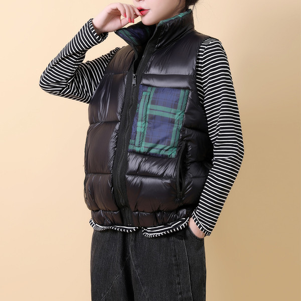 Ženski casual prsluk - kratki model s kariranim džepom