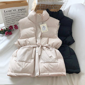 Naiste vabaaja vest vöö ja nööpidega