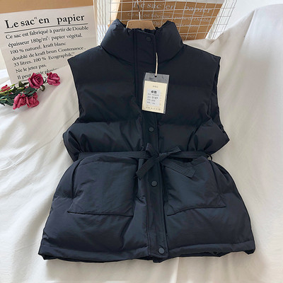 Naiste vabaaja vest vöö ja nööpidega