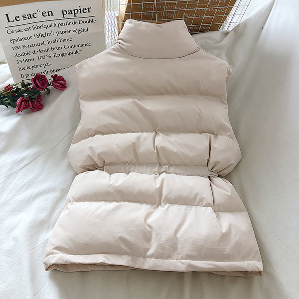 Naiste vabaaja vest vöö ja nööpidega