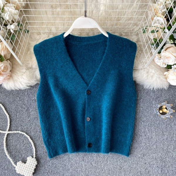 Naiste villane vest nööpide ja spitsikaelusega