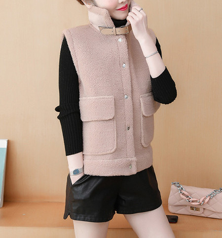 Vesta de dama la zi cu buzunare si nasturi