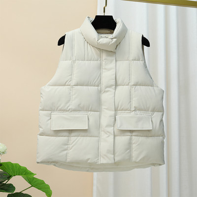 Γυναικείο αθλητικό γιλέκο με ψηλό κολάρο και τσέπες