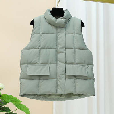 Γυναικείο αθλητικό γιλέκο με ψηλό κολάρο και τσέπες