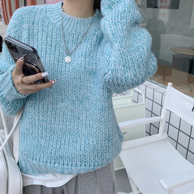 Μοντέρνο γυναικείο πουλόβερ  με οβάλ λαιμόκοψη