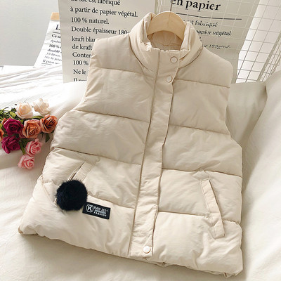 Laisvalaikio moteriškos liemenės platus modelis su aukšta apykakle