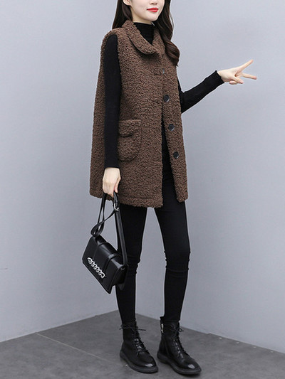 Moodne naiste vest krae ja taskutega