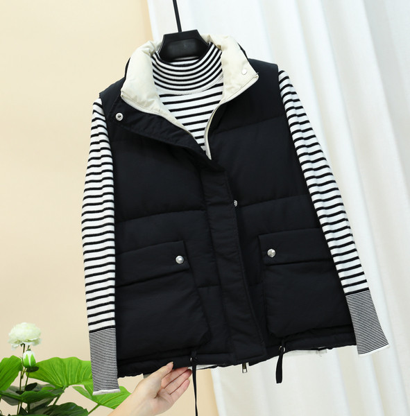 Γυναικείο γιλέκο casual  με τσέπες και ψηλό γιακά