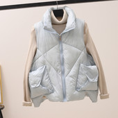 Naiste vabaajavest taskute ja lukuga - asümmeetriline mudel