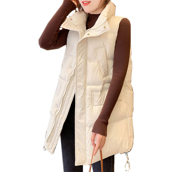 Pika krae ja taskutega naiste vest