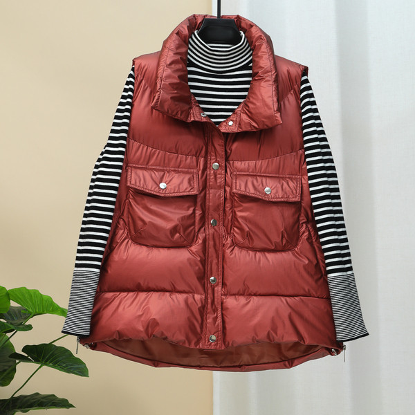 Asimetriška moteriška liemenė su kišenėmis ir aukšta apykakle