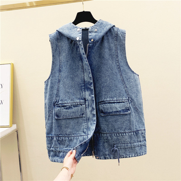 Naiste teksavest taskute ja kapuutsiga