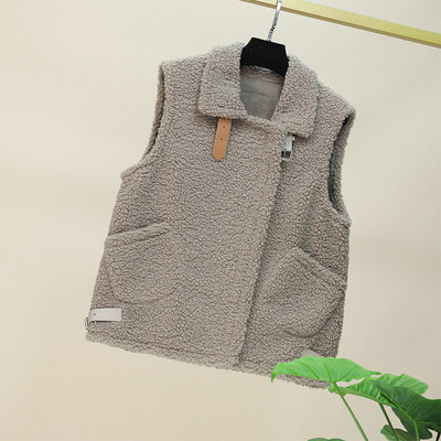 Uus mudel taskute ja ümara kaelusega naiste sulevest