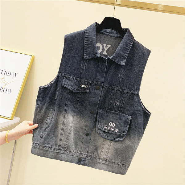 Naiste moodne teksavest nööpide ja kirjaga