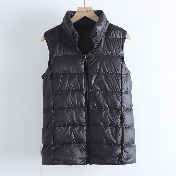 Naiste sportlik vabaaja vest lukuga