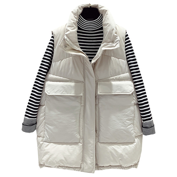 Sportlik vabaaja naiste vest kõrge krae ja taskutega