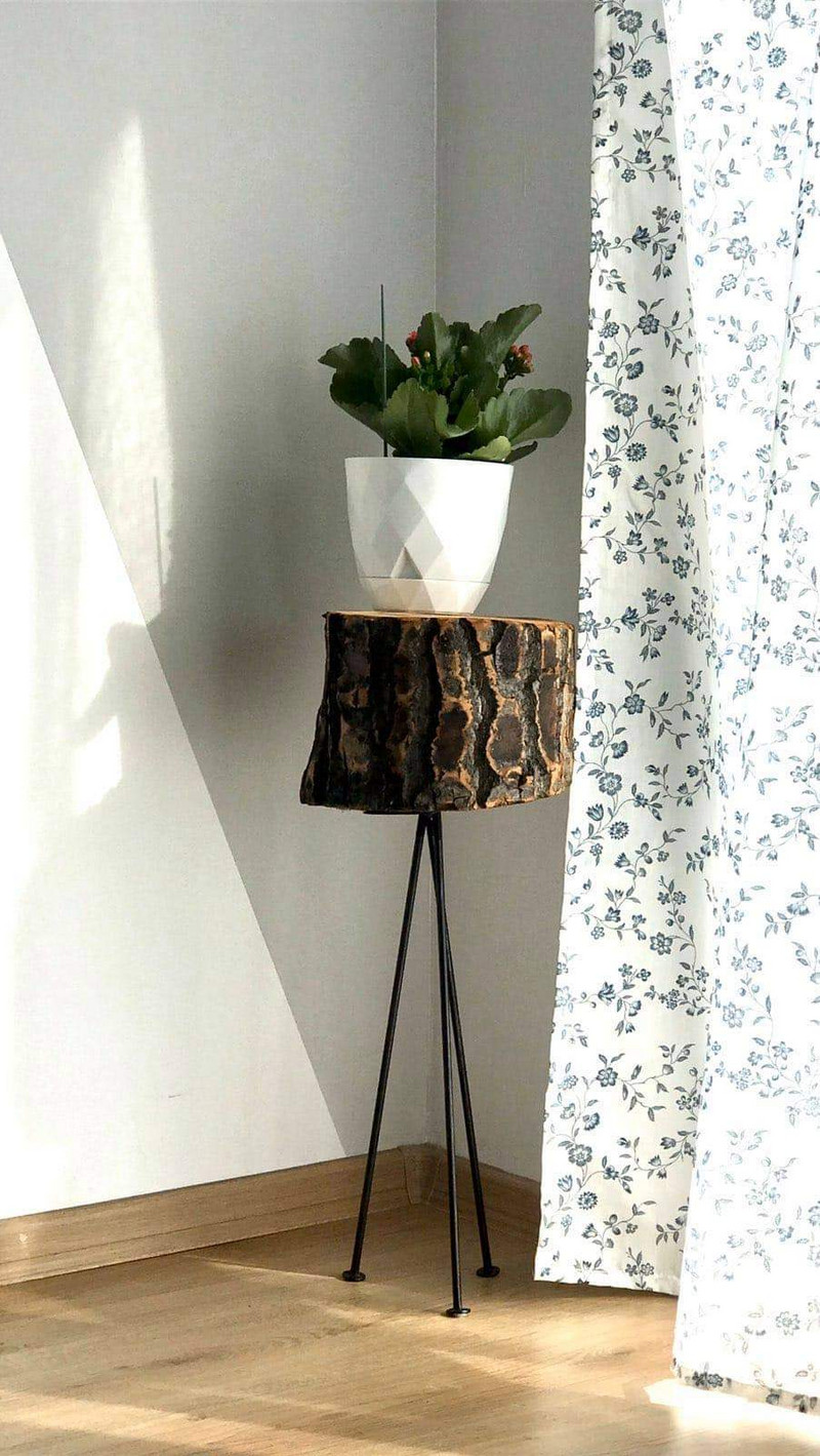 Поставка за цветя, помощна маса, нощен шкаф и т.н