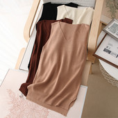 Pikk vabaaja kootud vest spitsikaelusega