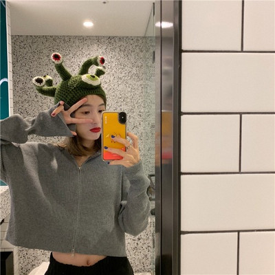 Lihtne lukuga naiste kardiganist vabaaja mudel