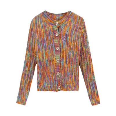 Modernus moteriškas megztas megztinis, prigludęs modelis