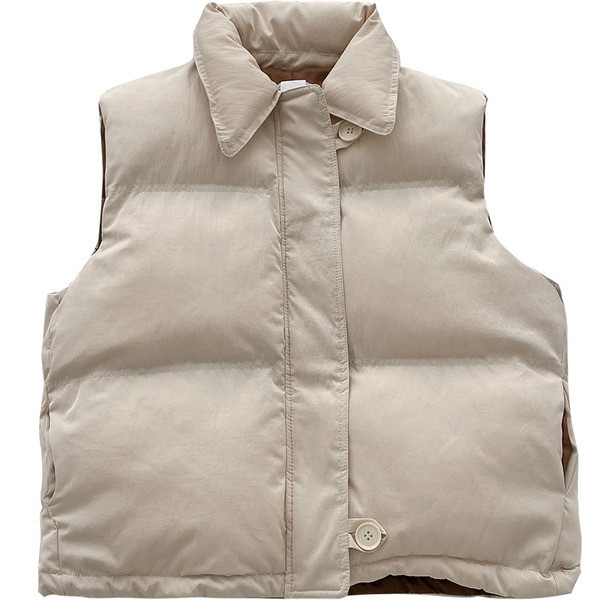 Klassikalise kraega vabaaja naiste vesti tavaline mudel