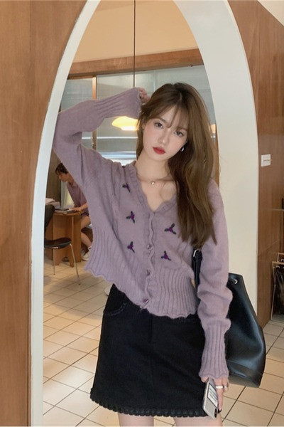 Naiste vabaaja vest V-kaelusega